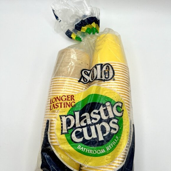 Vintage 80s Solo Bathroom Refill Cups Retro Yellow 3.5 oz & Paper Dixie Cups - Picture 2 of 6